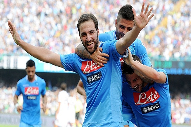 Napoli Dekati Roma