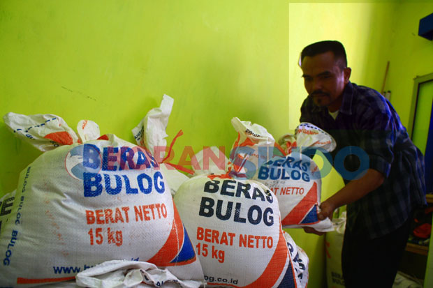 Pasar Beras Dikuasai...