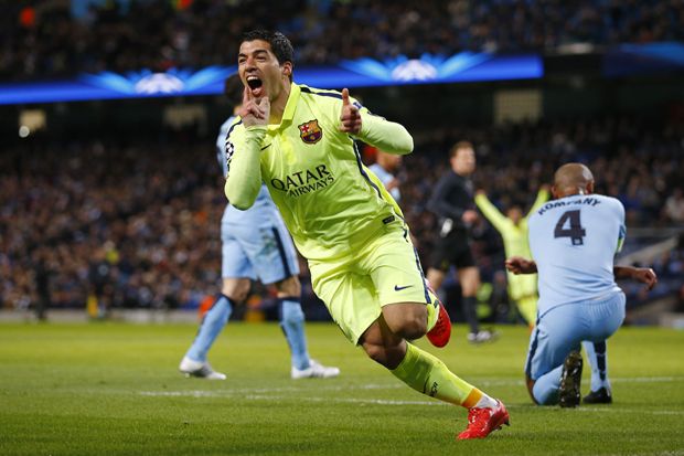 Dua Gol Suarez Lengkapi...