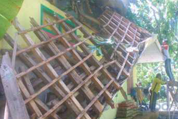 Angin Puting Beliung...