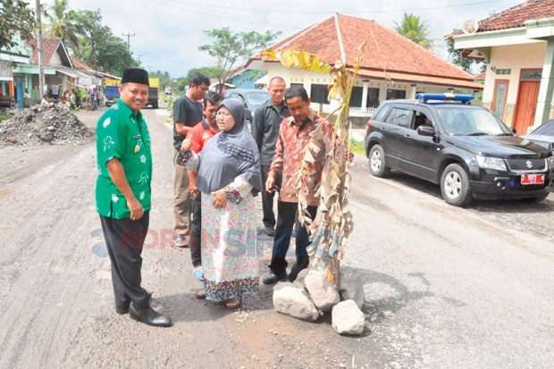 Anggaran Hotmiks Jalan...