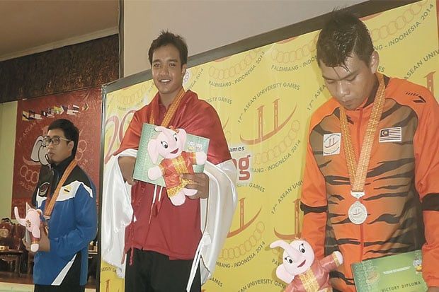 Belajar Silat Sejak...