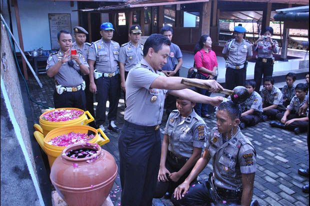 Usai Dilantik, Puluhan...