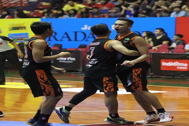 Satya Wacana Menang...