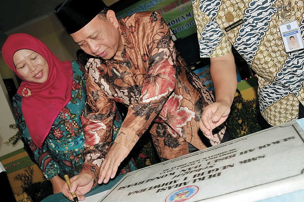 Pemerintah Akan Bangun...