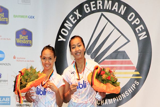 Della/Rosyita Gandakan...