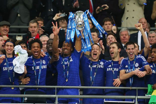 Chelsea Raih Trofi Pertama...