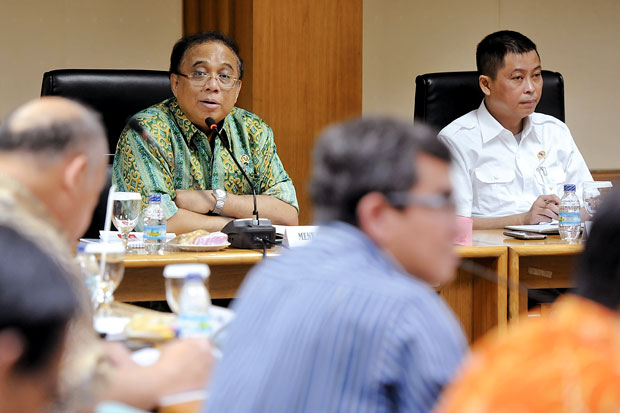 Bongkar Muat Dipersingkat