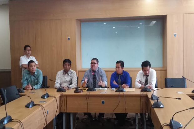 Hadapi Ahok, DPRD Tunjuk...