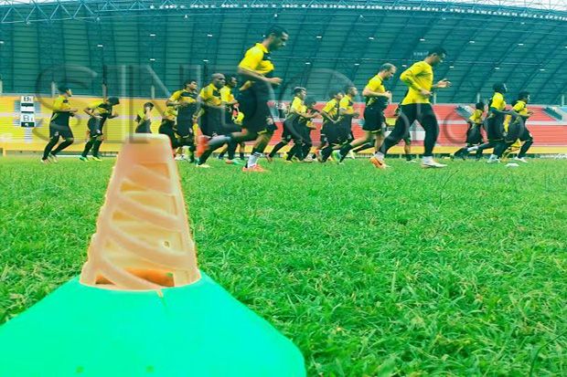 Bendol Latih Timnas,...