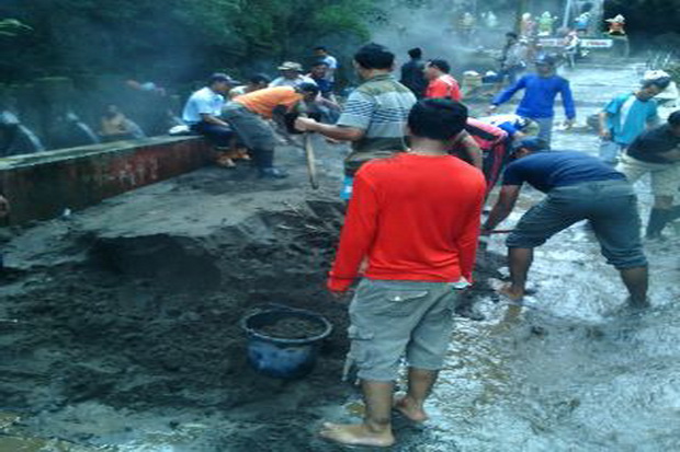 Pancuran 13 Obyek Wisata...
