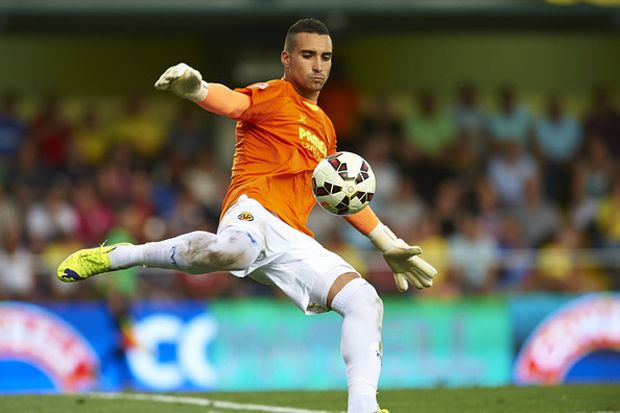 Penjaga Gawang Villarreal...