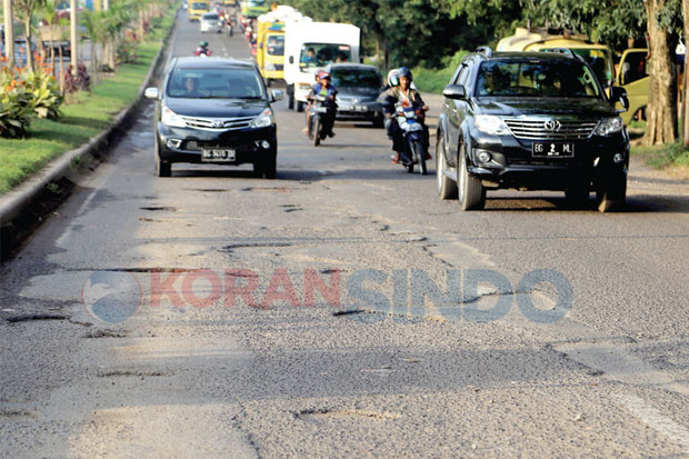 April Baru Mulai Diperbaiki...