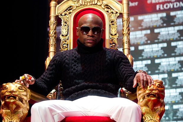 Roach: Mayweather Jr...