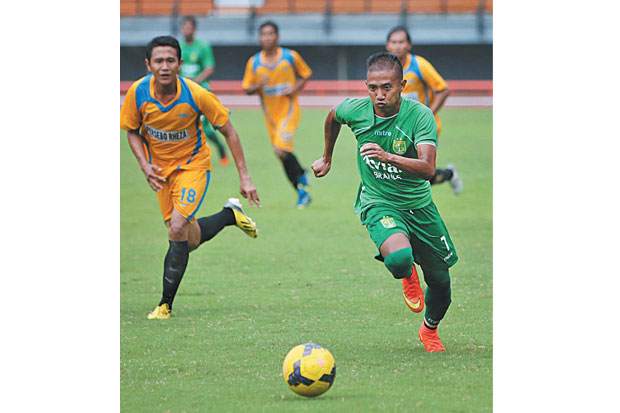 Buang Pemain Lokal