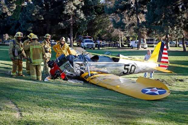 Pesawat Jatuh, Harrison...
