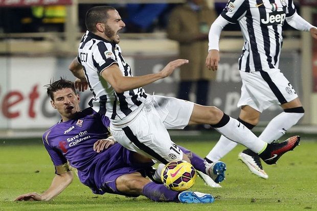 Striker Fiorentina Buat...
