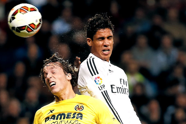 Varane Pikirkan Masa...