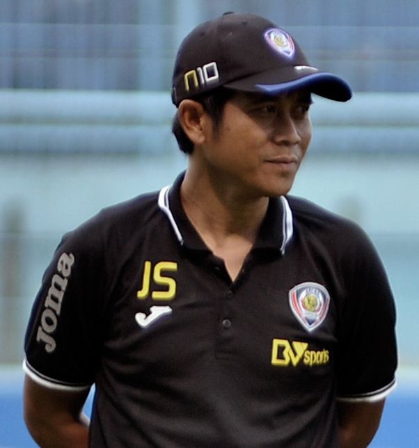 Arema Ogah Rayakan Sukses...
