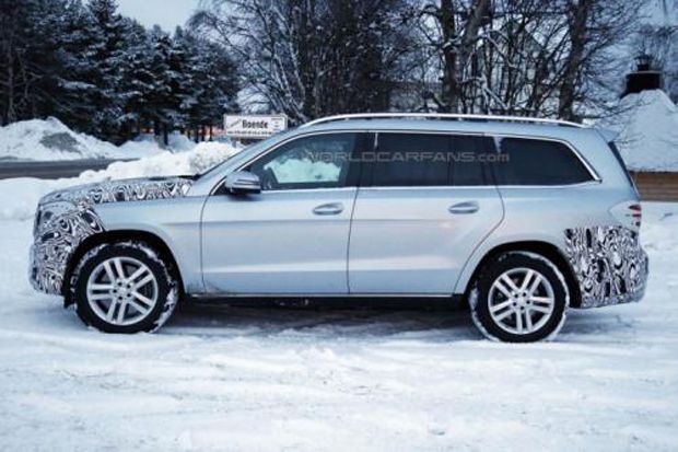 SUV Baru Mercedes-Benz...