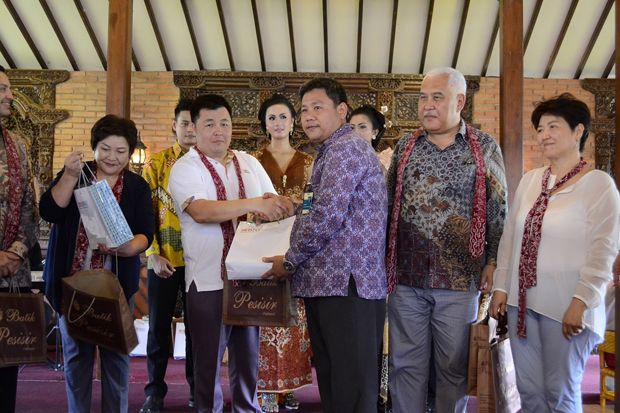 Empat Dubes Kunjungi...
