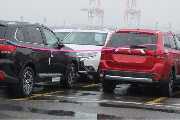 Mitsubishi Outlander...