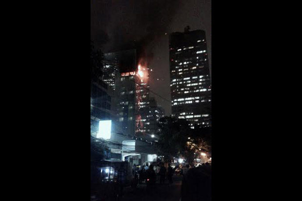 Padamkan Kebakaran Wisma...
