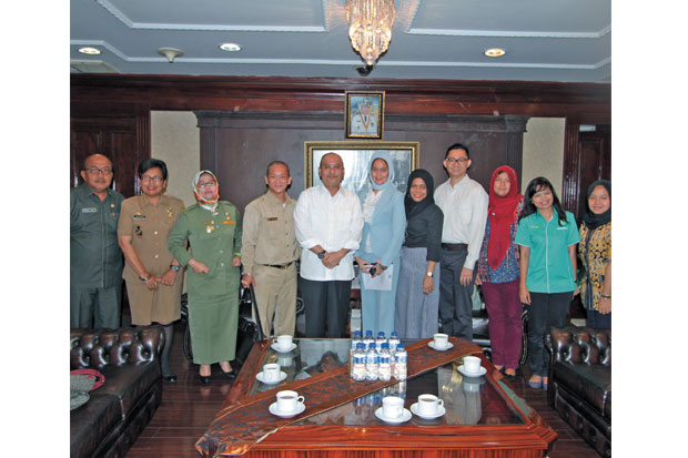 Medan Tuan Rumah Konferensi...