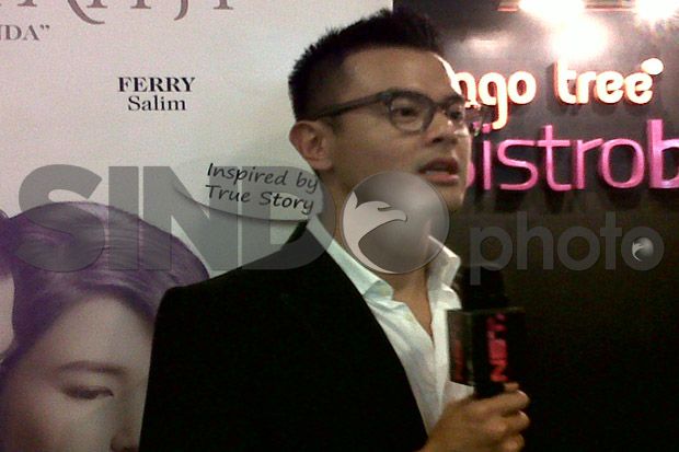 Dion Wiyoko Seimbangkan...