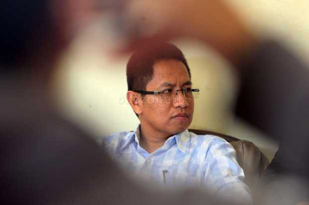 Pekan Ini, Tjatur Akan...