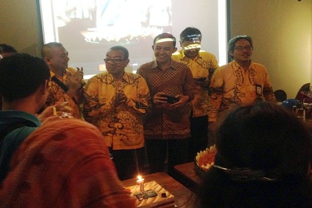 Komunitas isat-bb Rayakan...
