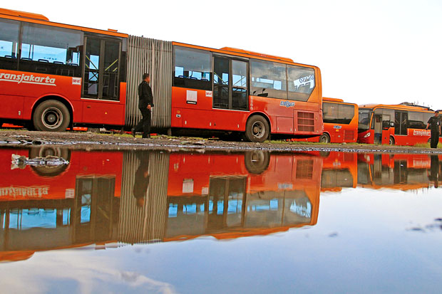 Audit Transjakarta Harus...