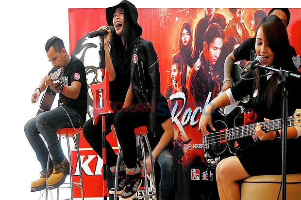 4 Platinum Lewat Rock...