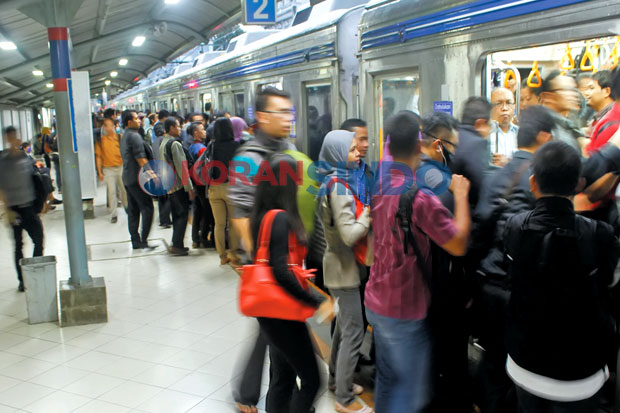 Transportasi Massal...