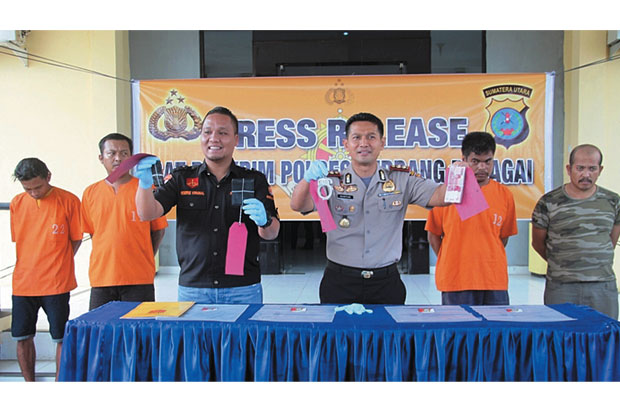 Polres Bongkar Sindikat...