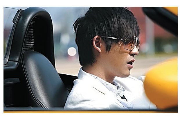 Vic Chou Jual Mobil...