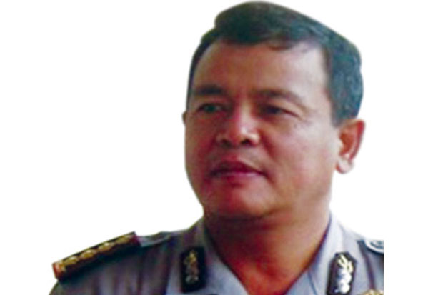Antara Pahlawan dan...
