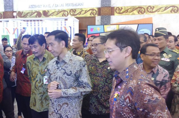 Jokowi Buka Gerakan...