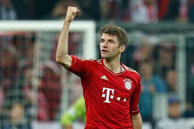 Bayern Ungguli 10 Pemain...