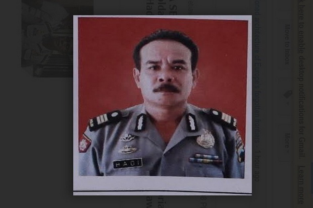 Serahkan Diri, Wakapolsek...