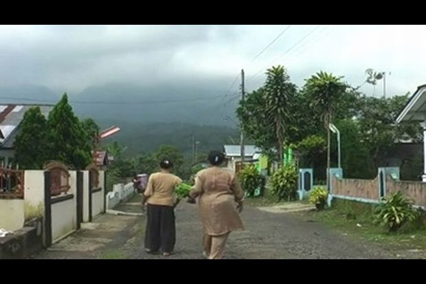 Dentuman Gunung Slamet...