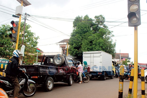 Makin Macet, Belum Ada...