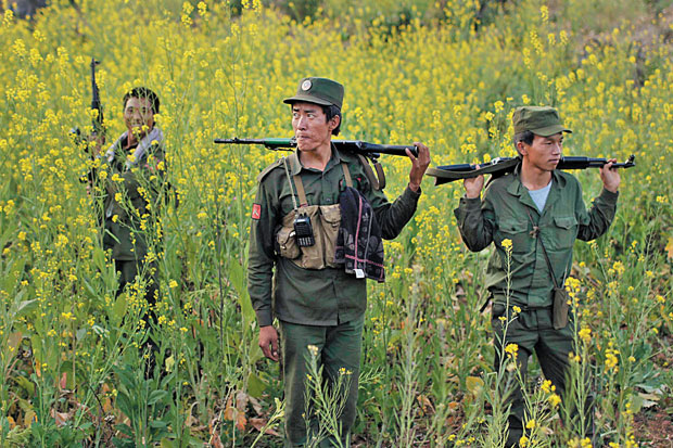 Militer China Gertak...