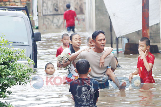Warga Mulai Mengungsi