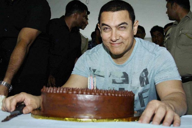 Aamir Khan Rayakan Ulang...