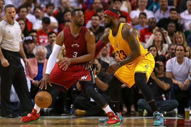 King James Jadi Batu...