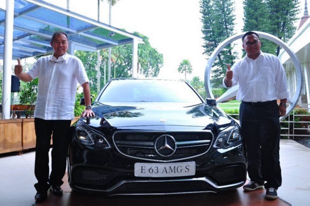 Manjakan Konsumen Mercedes...
