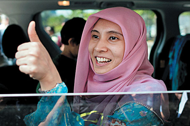 Polisi Malaysia Tangkap...