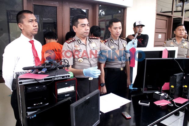 Polisi Bekuk Dua Penadah...