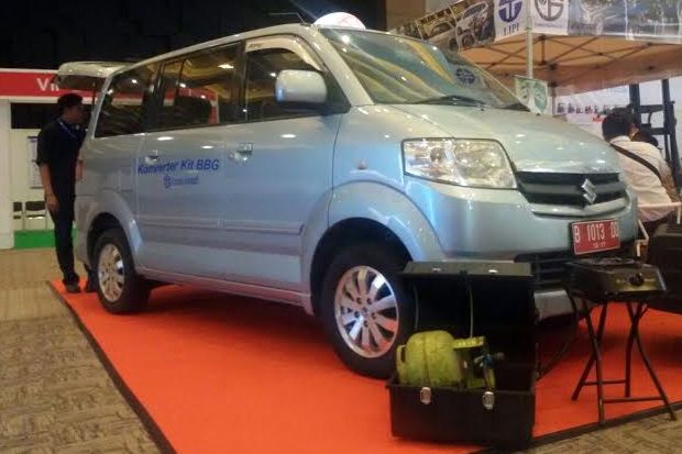 Mobil Ini Berbahan Bakar...